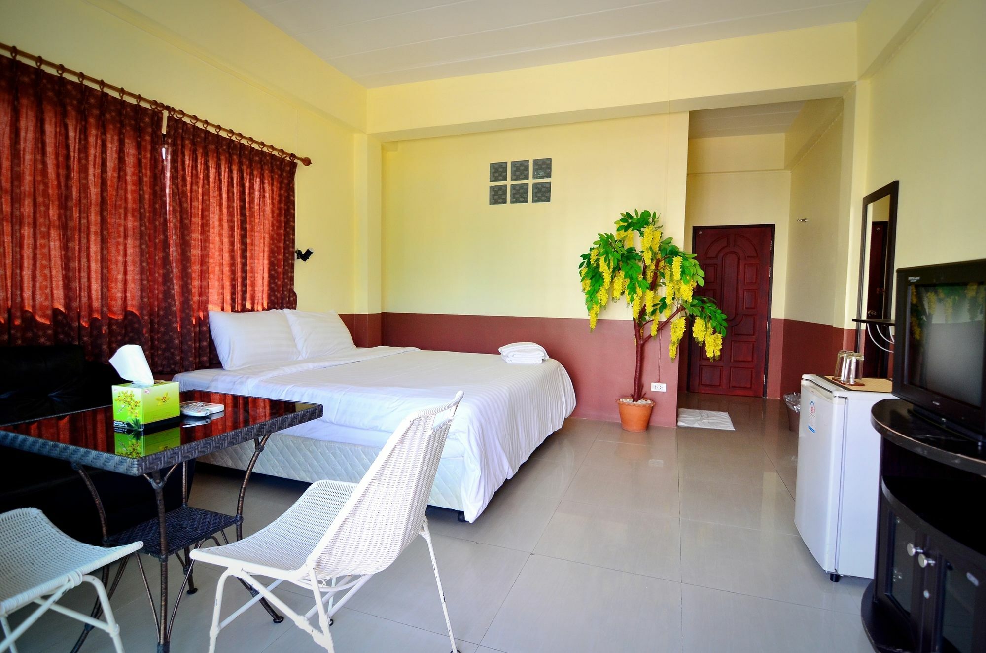 Hotel The Famous House - Jomtien Exterior foto